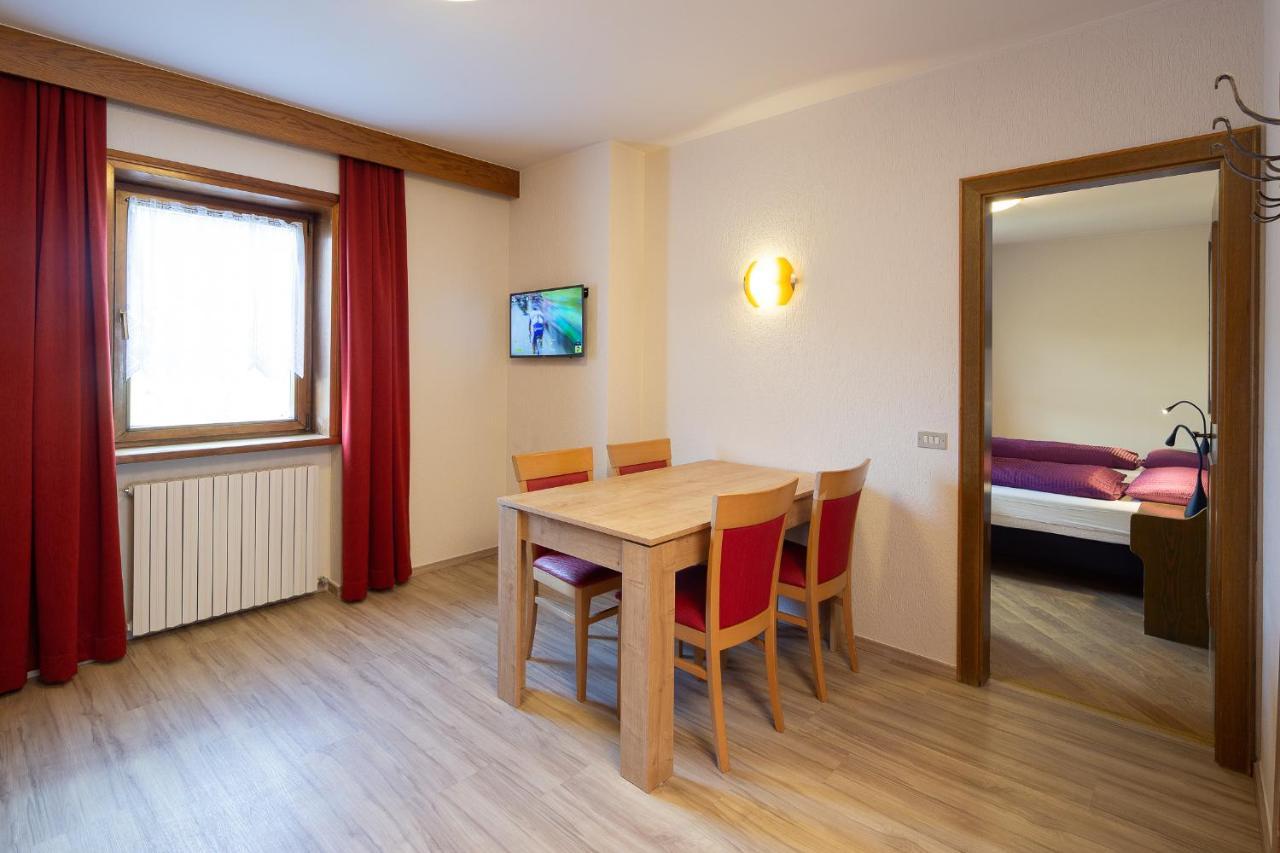 Ferienwohnung Casa Marcos Livigno Exterior foto