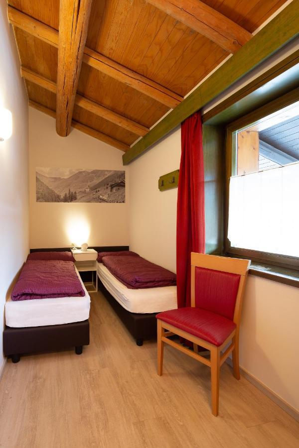 Ferienwohnung Casa Marcos Livigno Exterior foto